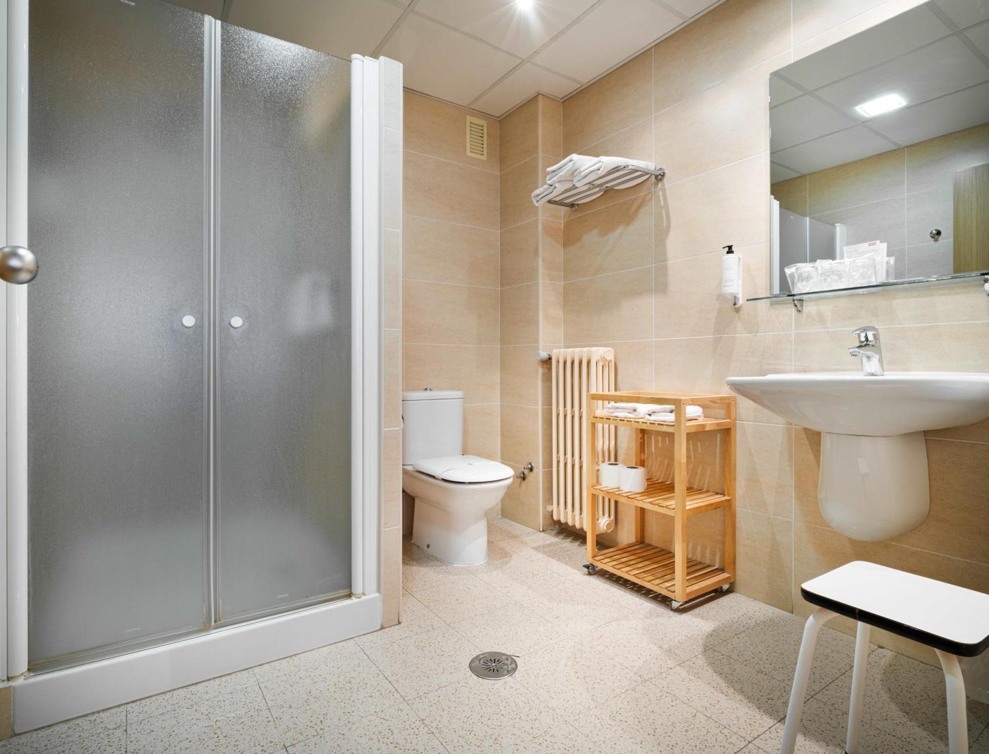 Hotel Mi Casa Sabiñánigo Екстериор снимка