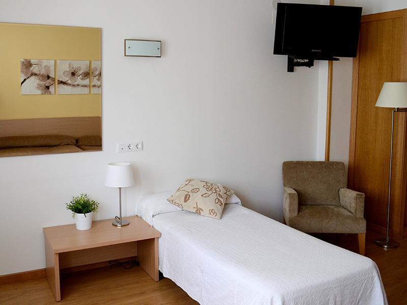 Hotel Mi Casa Sabiñánigo Екстериор снимка